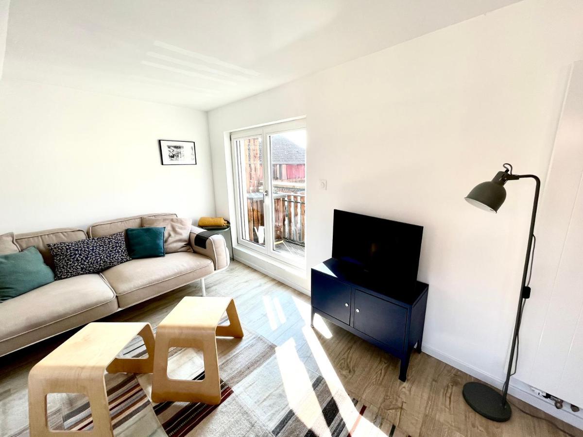 Sous Les Toits Avec Garage Et Terrasse A Ribeauville Exteriör bild