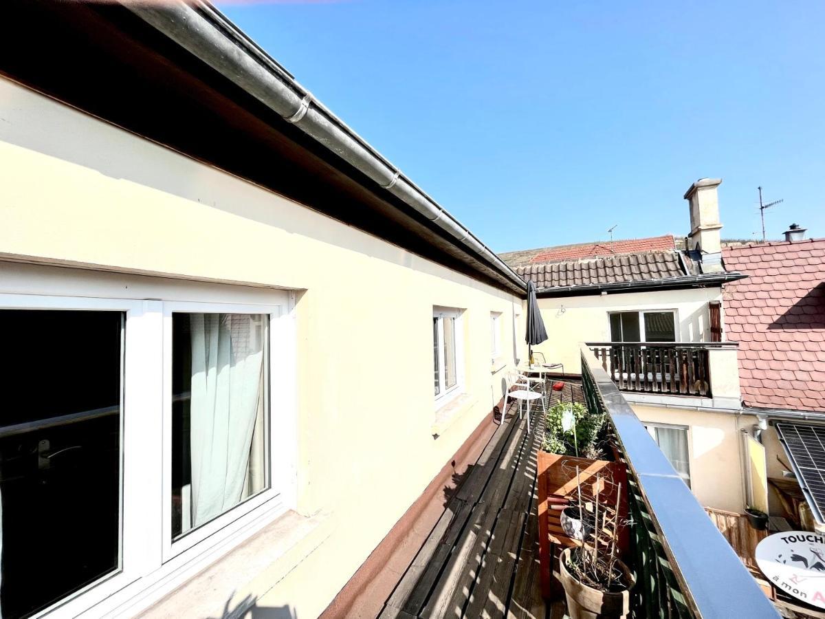 Sous Les Toits Avec Garage Et Terrasse A Ribeauville Exteriör bild